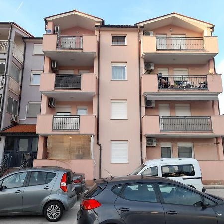 Appartamento 1St Floorc Pola Esterno foto