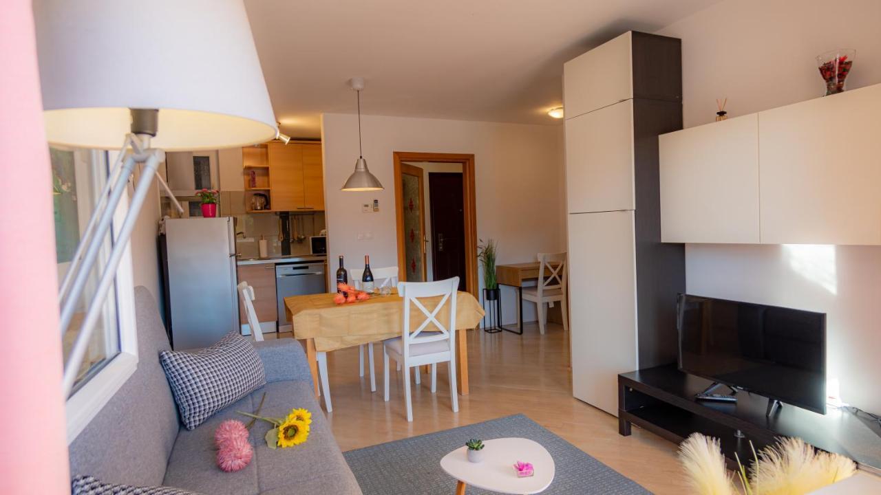 Appartamento 1St Floorc Pola Esterno foto