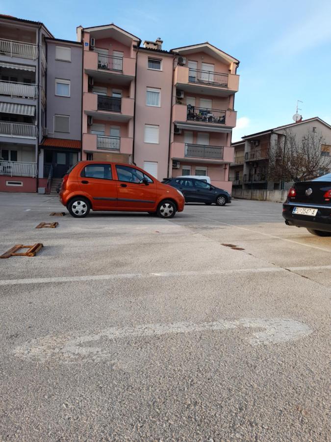 Appartamento 1St Floorc Pola Esterno foto